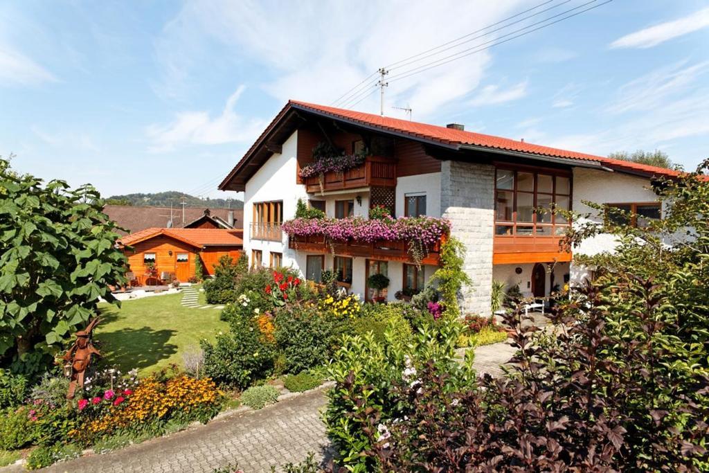 Ferienwohnungen Krenn Tittling Exterior photo
